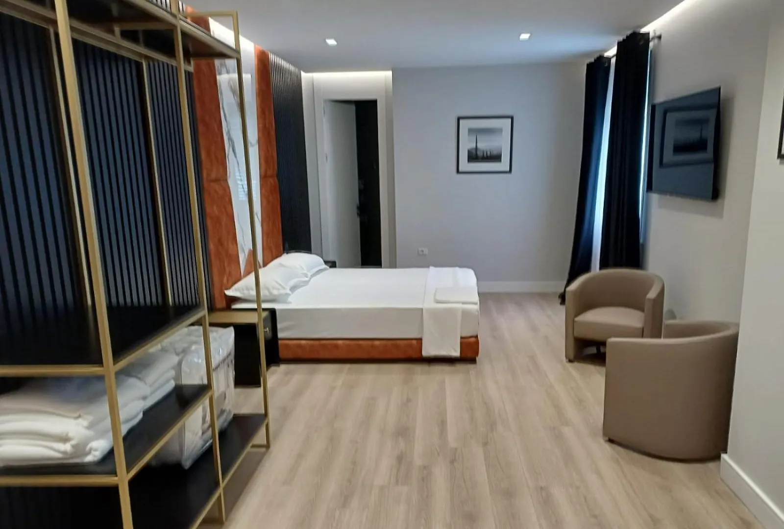 Oxygen Boutique Hotel Tiran 4*,